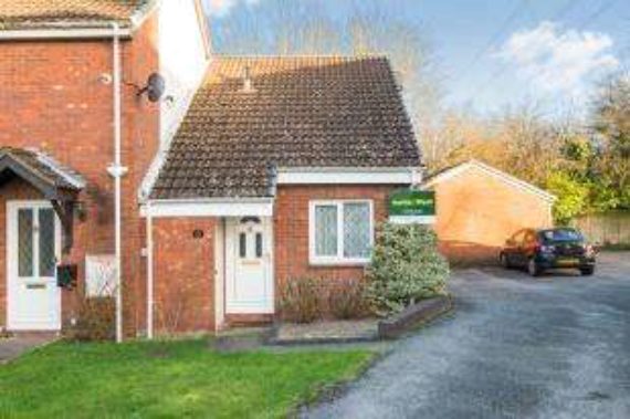 1 Bedroom End of Ter...